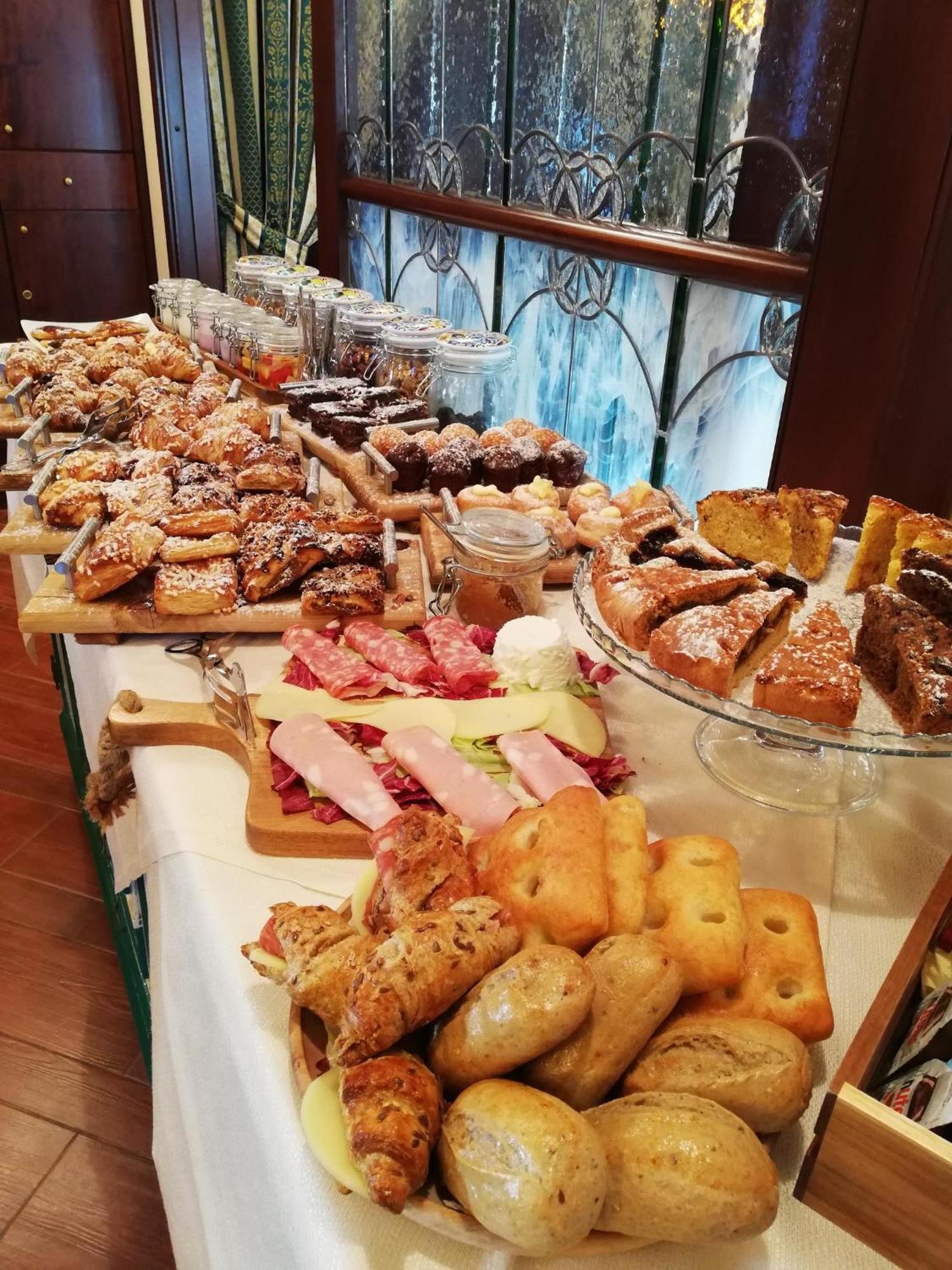 רוקרזו Hotel Petite Fleur מראה חיצוני תמונה