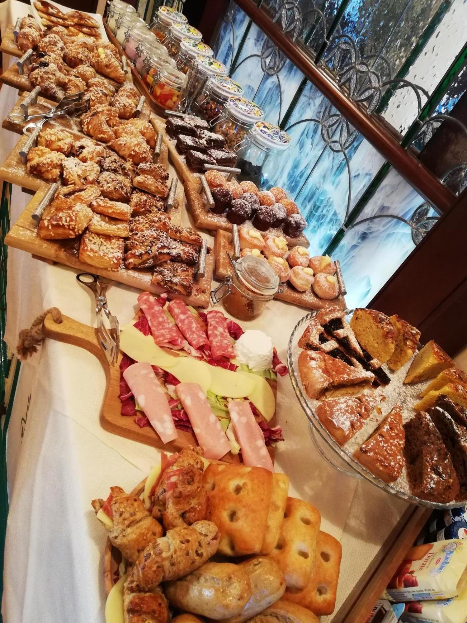 רוקרזו Hotel Petite Fleur מראה חיצוני תמונה